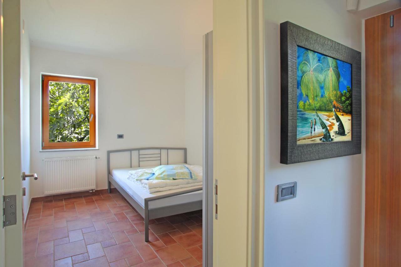 Spacious Villa In Parecag With A Swimming Pool Sečovlje Esterno foto