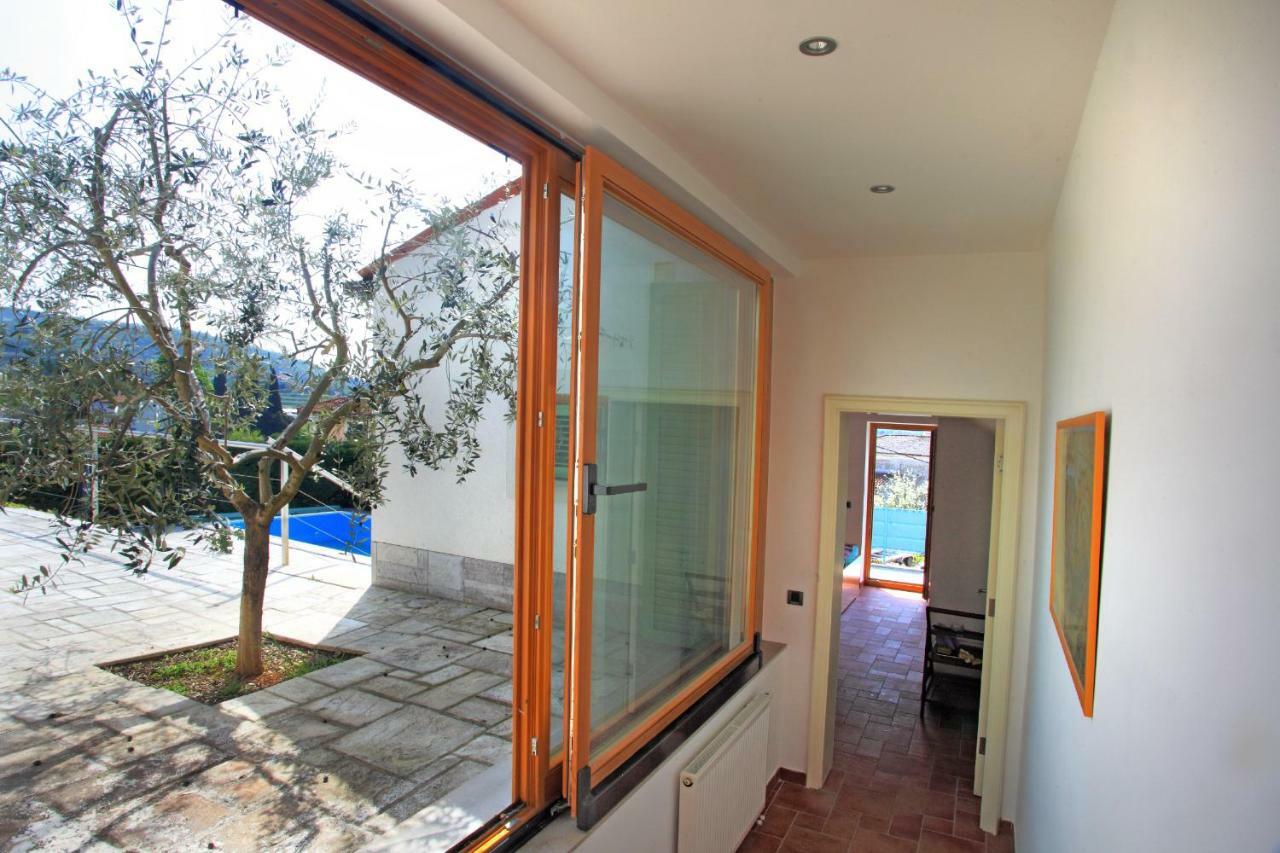Spacious Villa In Parecag With A Swimming Pool Sečovlje Esterno foto