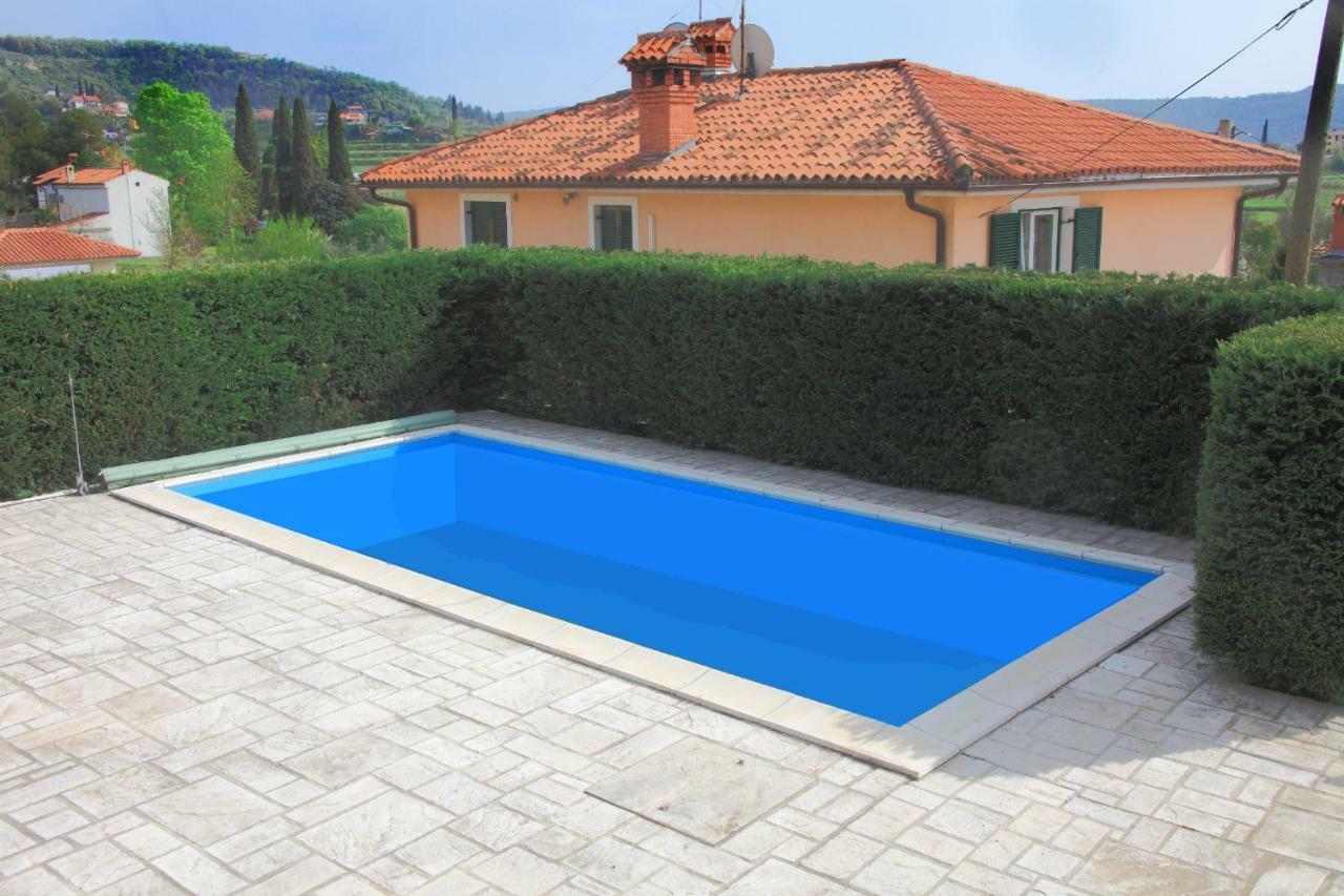 Spacious Villa In Parecag With A Swimming Pool Sečovlje Esterno foto